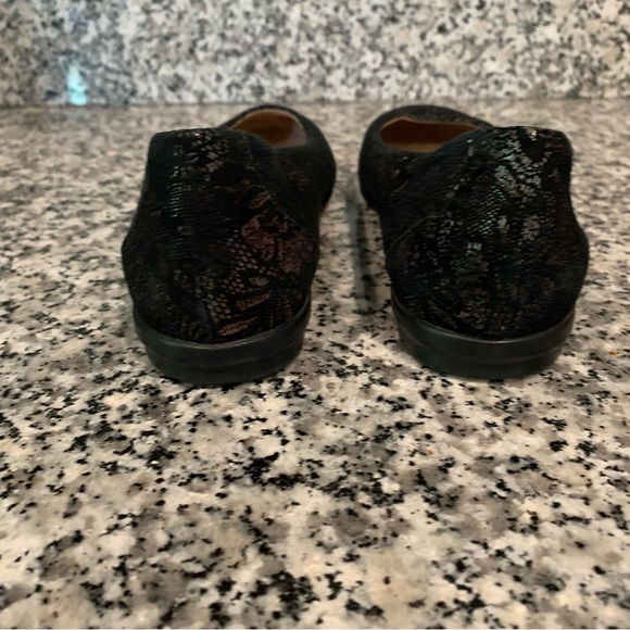 SAS Scenic Slip-on Ballet Flat in Black Lace size 7 - Picture 7 of 12